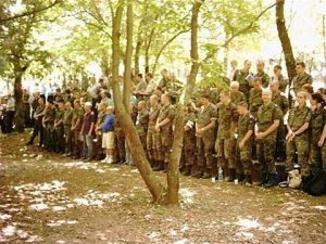 Aumôniers militaires à un culte à Mialet (Gard)