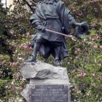 Statue Henri Arnaud, Torre Pellice