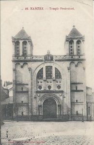 L'ancien temple de Nantes, bombardé en 1943.