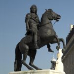 Place des Victoires  – Statue équestre de Louis XIV (1822)